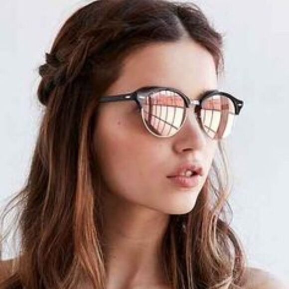 NEW: Ray-Ban 51mm Icons Clubround Phantos Sunglasses in Blue - Picture 4 of 16